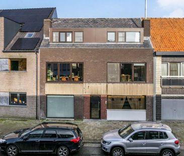 Appartement te huur in Eeklo voor € 690 met 1 slaapkamer - Photo 2