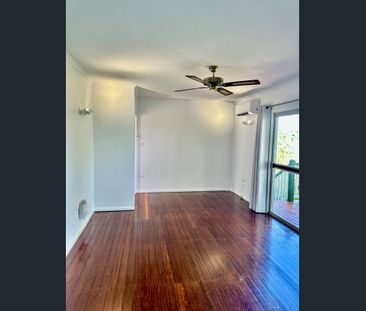 Sought after location with amazing water views - Photo 1