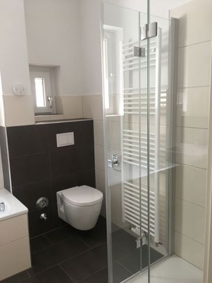 ** Moderne Altbauwohnung im beliebten Luisenhof sucht neuen Bewohner ** - Photo 1