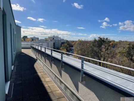 Helle 4-Zimmer-Wohnung mit großer Dachterrasse - Photo 5