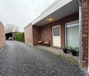 Gezellig gelijkvloers appartement met 2 slaapkamers en achterliggen... - Photo 2