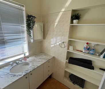 Kingsgrove - Photo 1