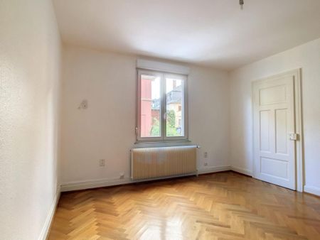 Location Appartement 4 pièces 87m² STRASBOURG 67100 - Photo 2