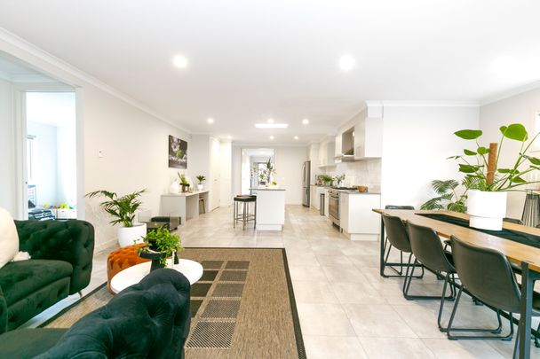 Stunning 4-Bedroom Home in Greenvale - Photo 1