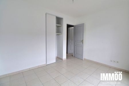Location Appartement 3 pièces 71m² NOTRE DAME DE BONDEVILLE 76960 - Photo 4