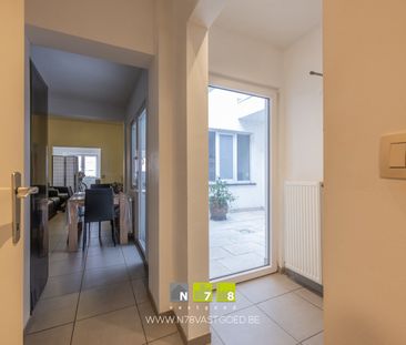 APPARTEMENT OP HET GELIJKVLOERS MET 2 SLAAPKAMERS DICHTBIJ HET CENT... - Foto 4