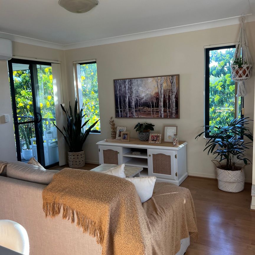 Palm Beach - Photo 1