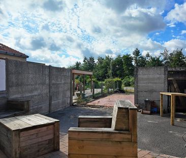 Gezellige stadswoning te huur met ruime garage en parking! - Photo 3