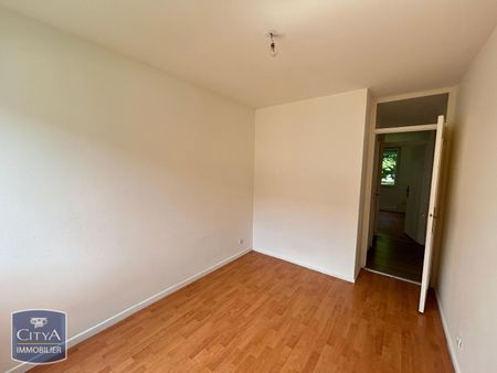 Location Appartement 3 pièces 59m² HELLEMMES LILLE 59260 - Photo 2