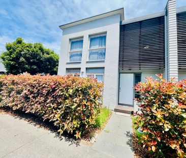 TAKANINI, 1 Bedroom - Photo 2