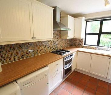 Knaphill, Woking, Surrey, GU21 - Photo 6