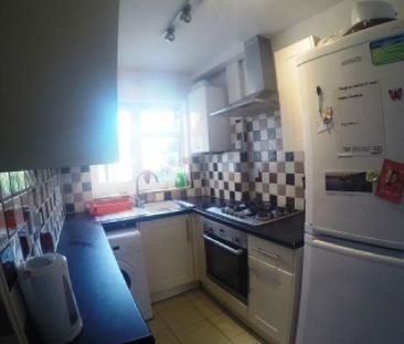 4 bedroom house to rent - Photo 4