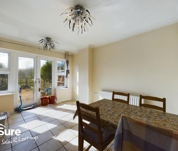 3 bedroom terraced house to rent - Photo 2