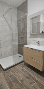 Location Appartement 2 pièces 47m² VITROLLES 13127 - Photo 4