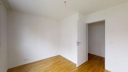 Spacious 4.5-room attic apartment in the countryside - Foto 2