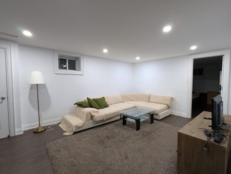 For Lease - 48 Rondeau Drive Unit# Basement, Toronto, Ontario - Photo 2