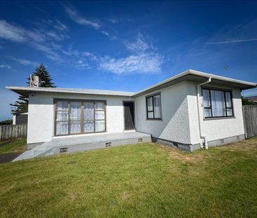 Charming renovated home - Photo 2