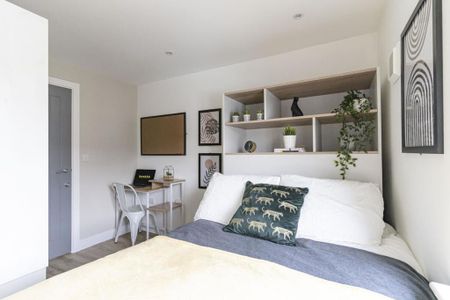 4 bedroom terraced house to rent - Photo 3