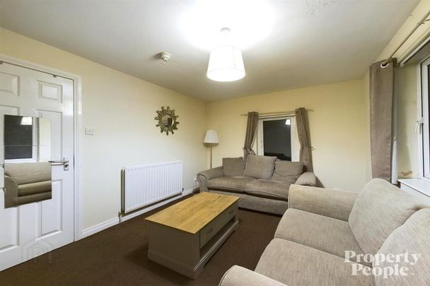 Flat C, 270 Antrim Road, Belfast, BT15 5AA - Photo 1