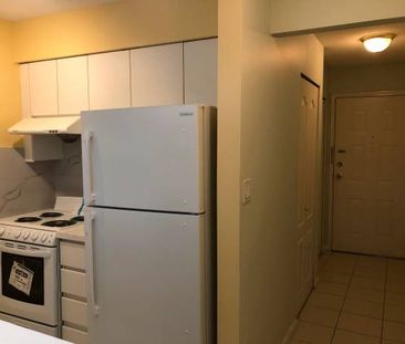 1 Bed / 1 Bath near Joyce-Collingwood Skytrain - Photo 2