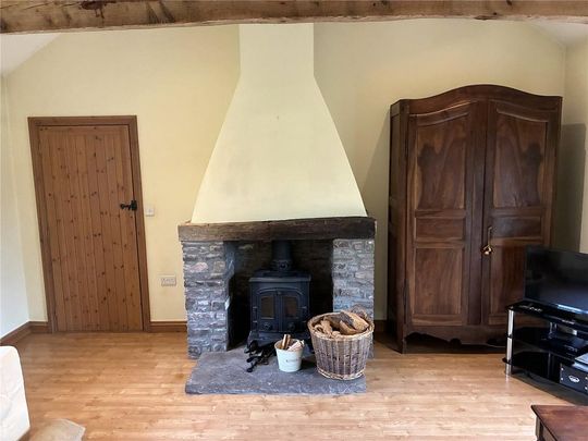 2 bedroom detached house to rent - Photo 1