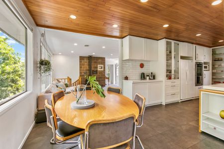 Welcome to Your Tranquil Retreat! - Photo 4