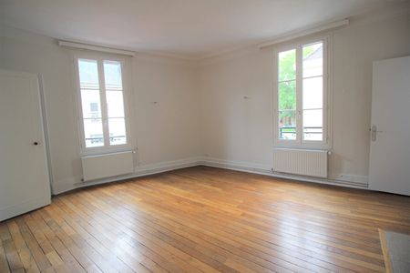 Location Appartement 4 pièces 94m² - Photo 3