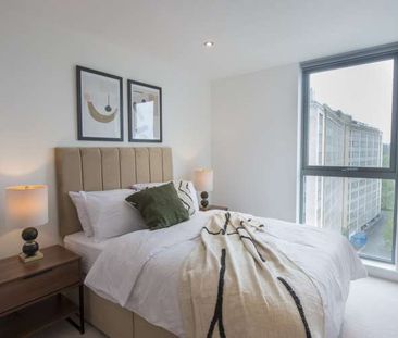 Thames Quarter .Split Level Gym . Fitness Studio. Pet Friendly . Re... - Photo 5