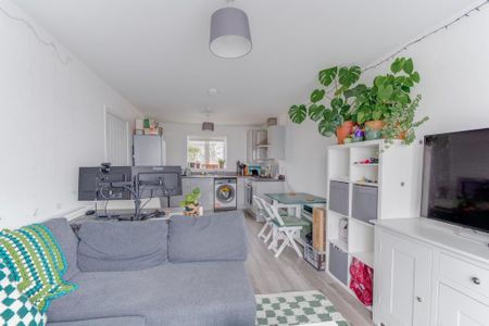 1 bedroom apartment to rent - Photo 5