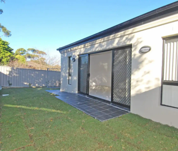 CONVENIENT VILLA LIVING - Photo 4