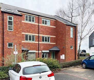 1 bedroom Flat To Let - Photo 4