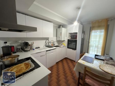 Location Appartement 4 pièces 92m² MONTAUBAN 82000 - Photo 5