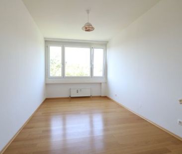 Gepflegte 3-Zimmer-Wohnung im 3. Liftstock mit westseitiger Loggia ... - Foto 4