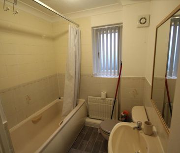 2 bedroom apartment to rent - Photo 6