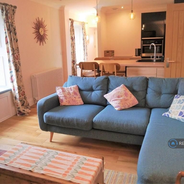 2 bedroom maisonette to rent - Photo 1