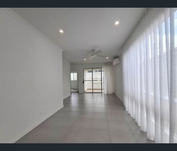 Coastal Style & Easy Living in the Heart of Banya - Photo 3