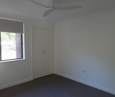 Unit 15, 22 Commodore Drive, Surfers Paradise, QLD - Photo 6