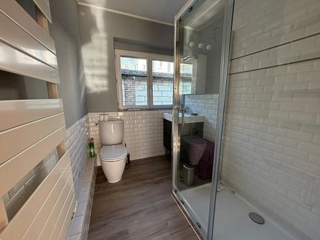 Location Appartement 2 pièces 54m² - Photo 3