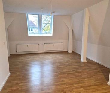 S-Bahn Karlshorst, frisch saniert, 82m², 3 Zimmer, Bad , EBK neu - Photo 1