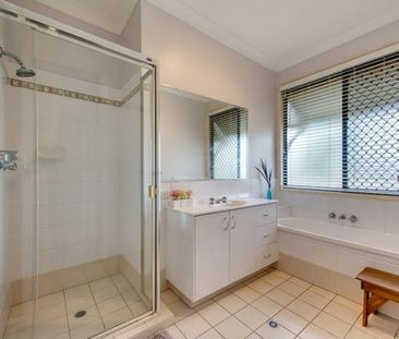 HOME WITH CHARMING CHARACTER - Photo 2