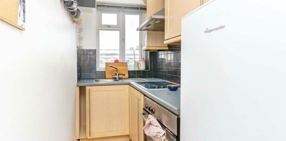 Acre Lane, SW2, London - Photo 2