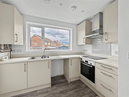 1 bedroom flat to rent - Photo 4
