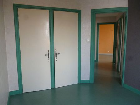 Location Appartement 2 pièces 50m² - Photo 3