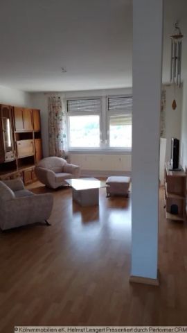 TOP-MÖBLIERTE FERIEN-Wohnung für 2-4 Personen Nähe A4 + A14 + Dresden + Chemnitz pro WOCHE 450€ - Foto 5