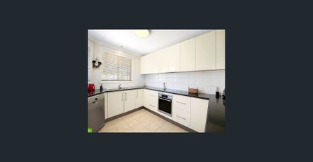 Immaculate Townhouse in the Heart of Fairy Meadow - Photo 3