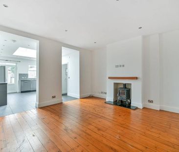 4 bedroom house to rent - Photo 2