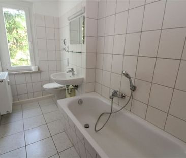 3-Zimmer-Wohnung in der 1. Etage mit Balkon wartet auf neue Mieter - Foto 2