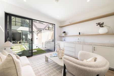 11 Plowman Street, North Bondi NSW 2026 - House For Rent | Domain - Photo 2