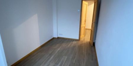 Penthouse te huur in Elsene voor € 2.000 met 4 slaapkamers - Photo 4