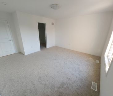 For Lease - 180 Bur Oak Drive, Thorold, Ontario - Photo 4